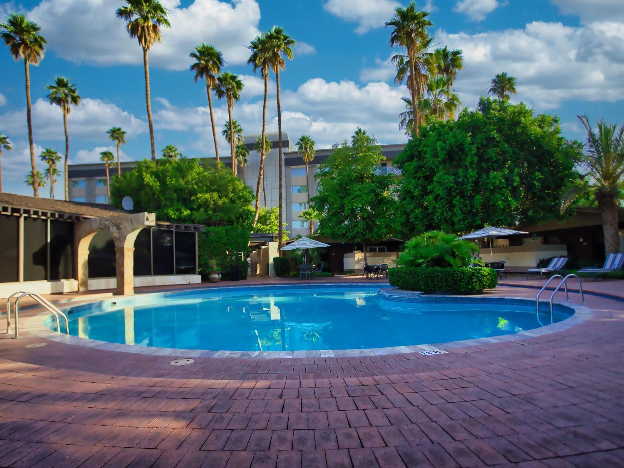 Hotel Lucerna Mexicali Extérieur photo
