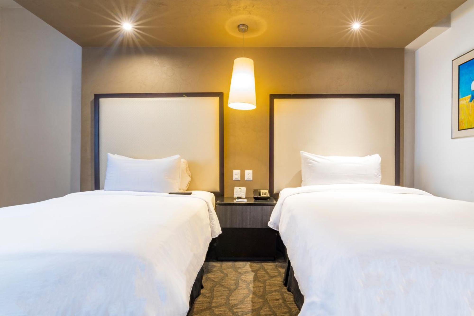 Hotel Lucerna Mexicali Extérieur photo
